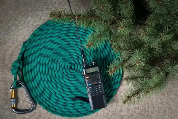 Walkie Talkie Safety Tips for Your Holiday Adventure