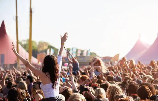 Music Festivals - The Value of Two Way Radios